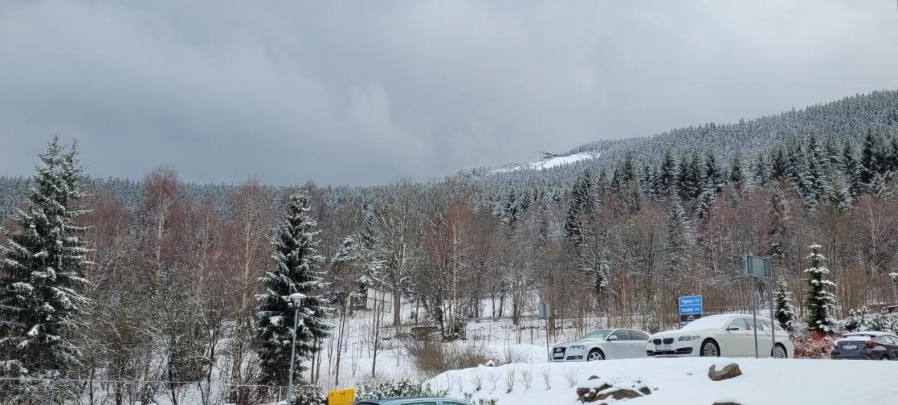 Apartament Stubai 3 Czarna Gora سيينا المظهر الخارجي الصورة