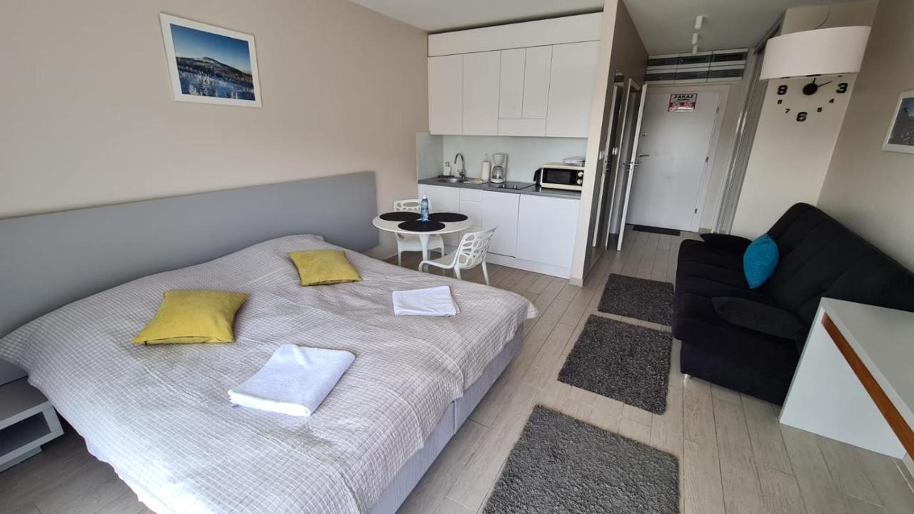 Apartament Stubai 3 Czarna Gora سيينا المظهر الخارجي الصورة