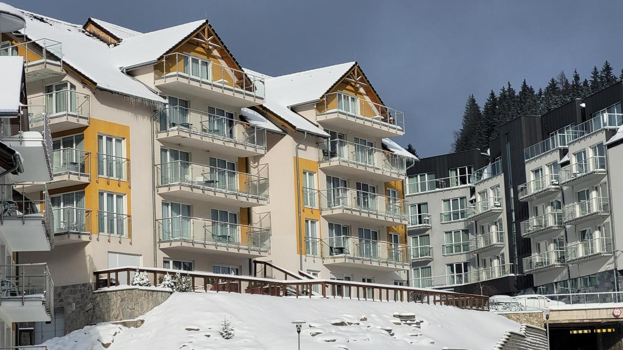 Apartament Stubai 3 Czarna Gora سيينا المظهر الخارجي الصورة